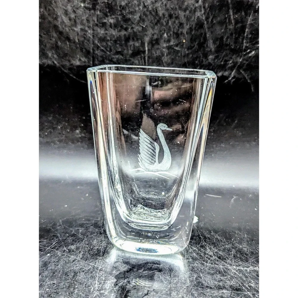 Vintage Lindshammer Etched Clear Crystal Vase Swan Bird 5.5